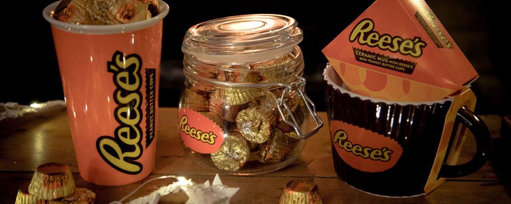 Reese's branded mug, jar and beaker with Reece's peanut butter cups